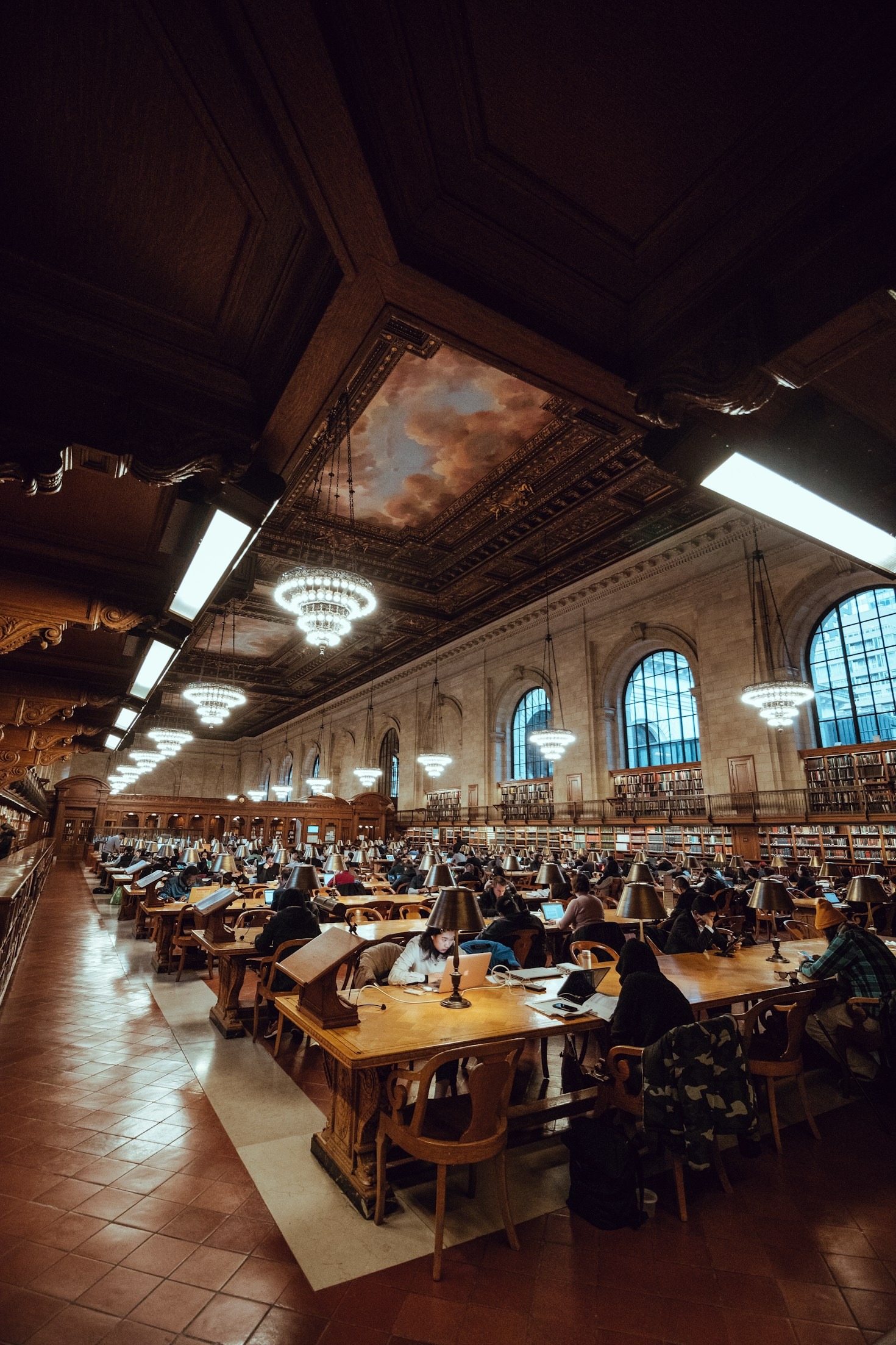 Resúmenes literarios: la mejor herramienta para lectores con poco tiempo